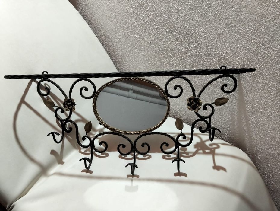 Vendo cabide bengaleiro em ferro com espelho