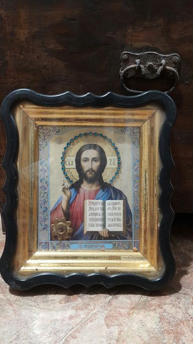 Иконы , крестики ,