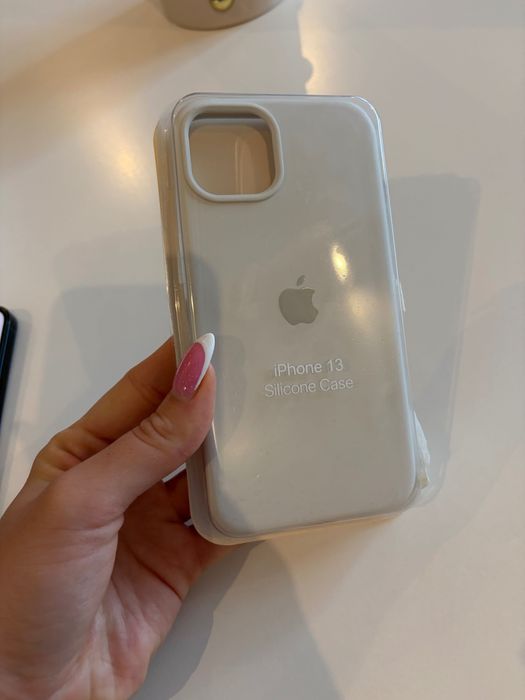 Telefon iPhone 13