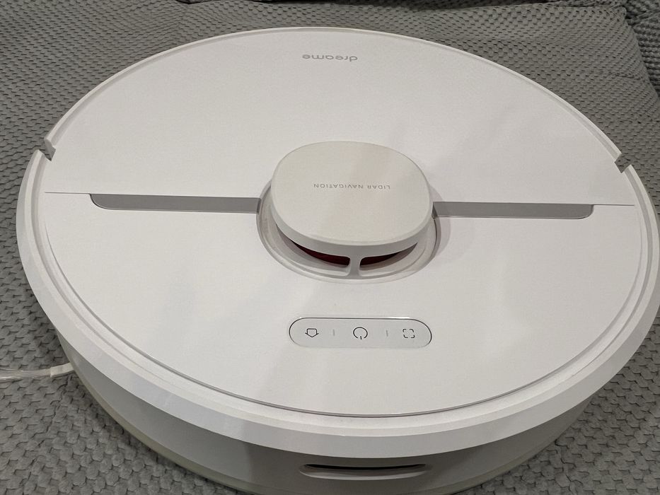 Робот пылесос моющий Робот-пилосос Dreame D9