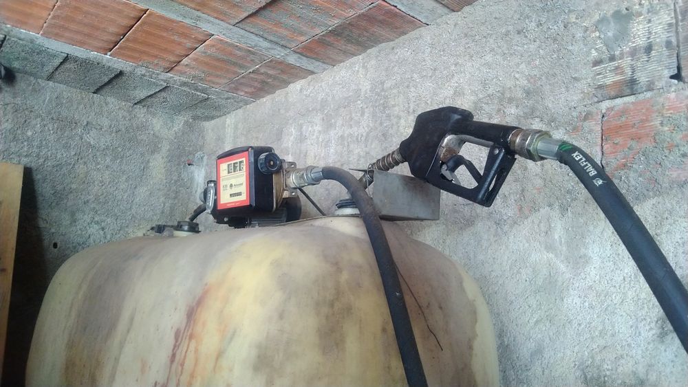 Depósito combustível