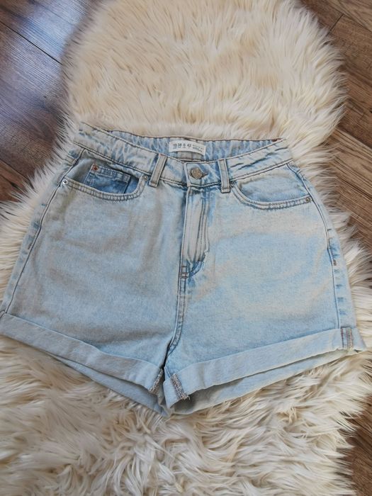 Spodenki jeansowe 38