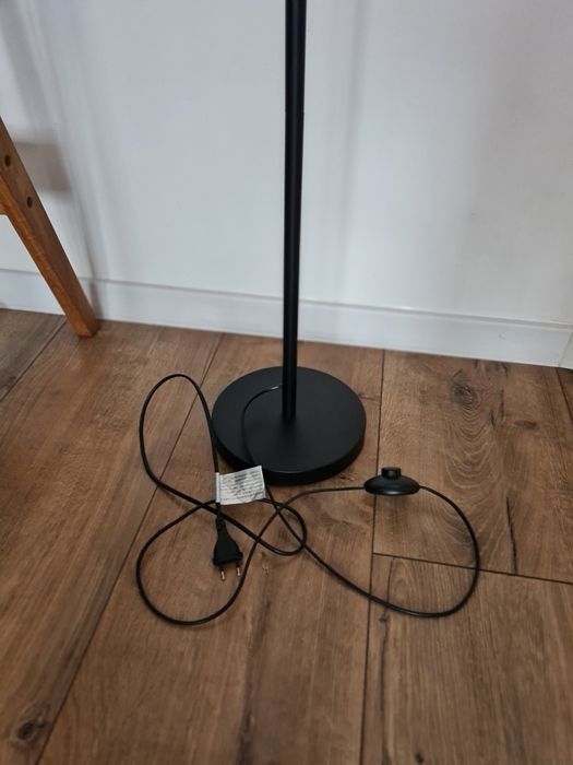 Lampa podłogowa Castorama