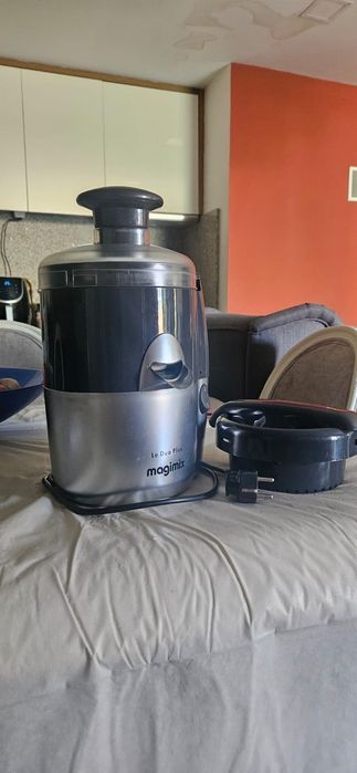 Máquina de fazer sumos e batidos