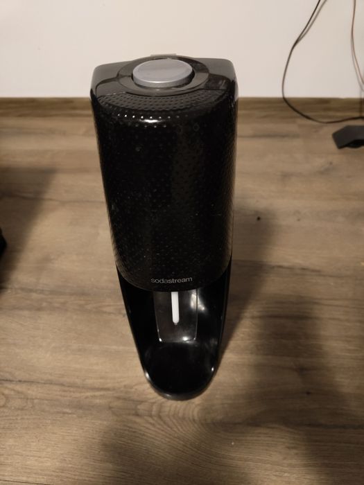 Saturator Sodastream Spirit czarny (na niebieski wkręcany nabój)