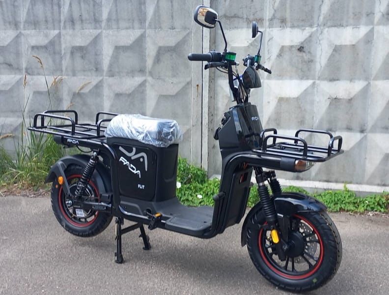 Аренда / прокат электроскутера FADA FLIT 3 для работы курьером