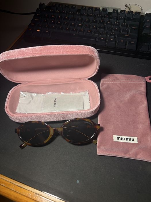 Óculos Miu Miu usados