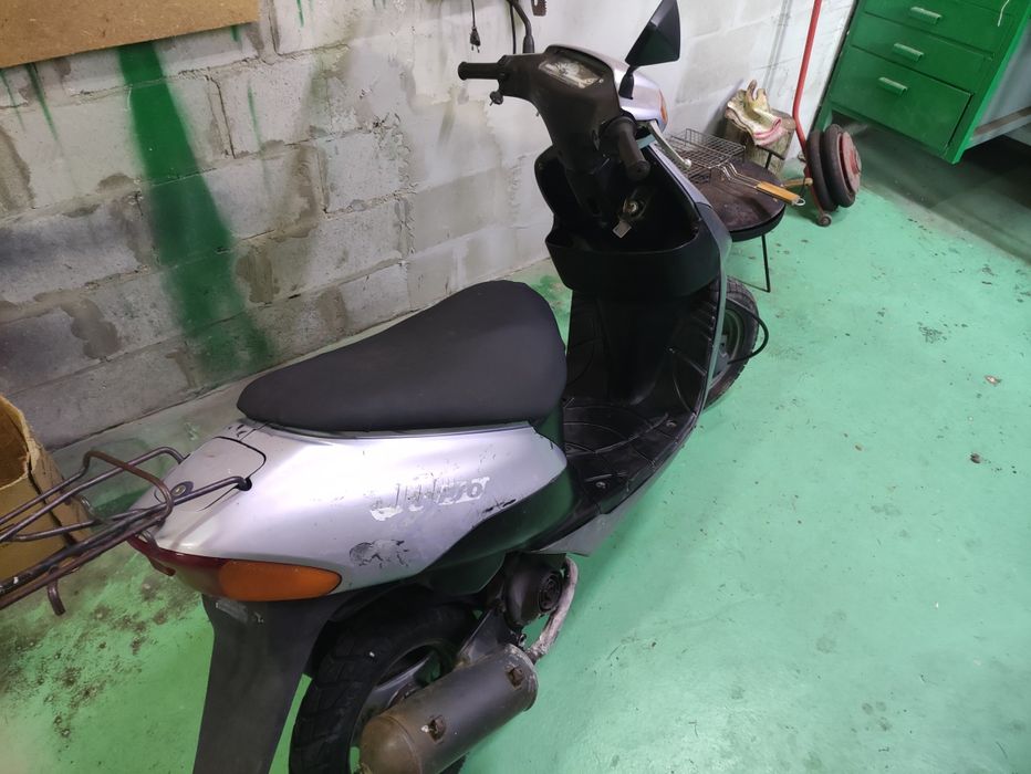 Suzuki lets 2 1998