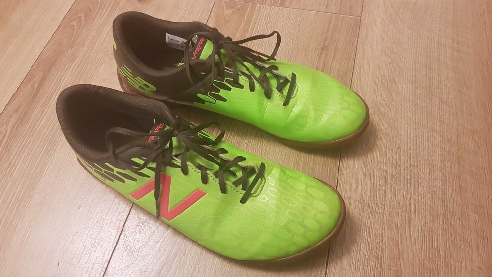 Buty halowe NEW BALANCE VISARO 42,5