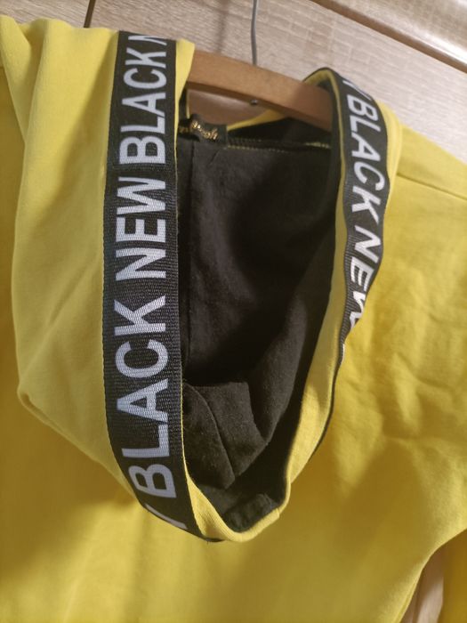Bluza dla dziewczynki z kapturem