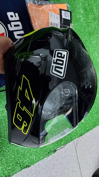 Capacete AGV Valentino Rossi edição especial do 8° camp mundo