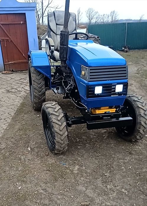 Продам трактор не дорого