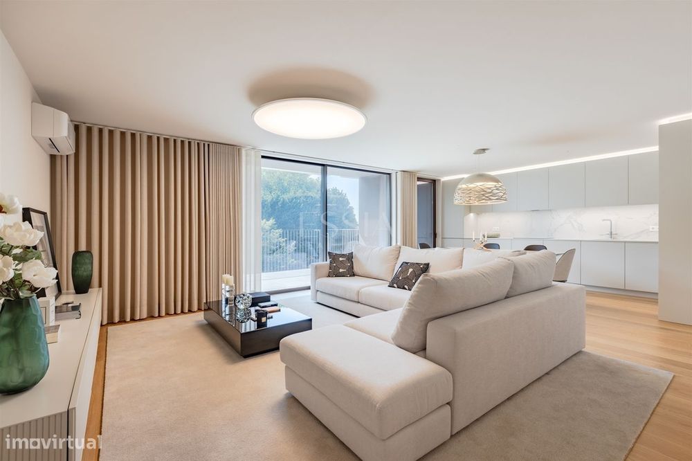 T3 Varanda 14m2 Vistas Rio e Mar Jardins Arrábida | T3 Gaia The Yard