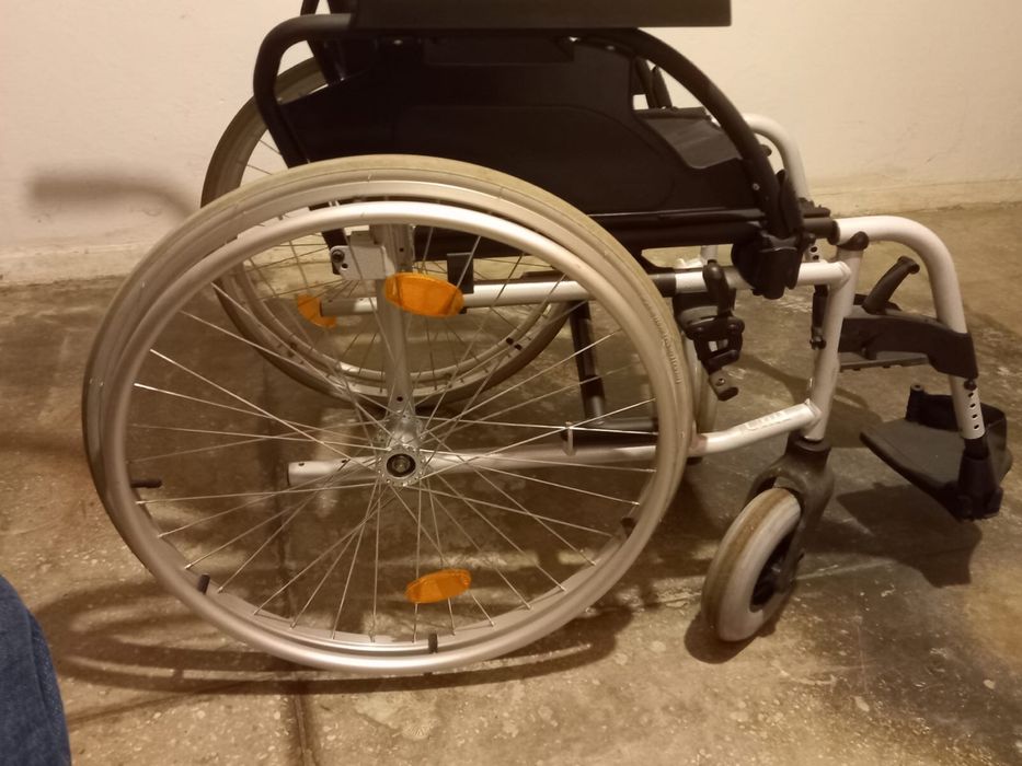 Wózek inwalidzki breezy