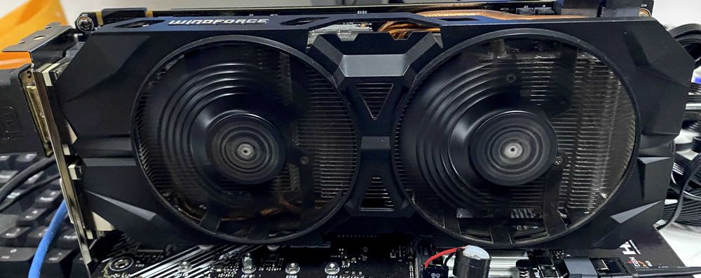 Placa de video GTX 960 4 GB Gigabyte