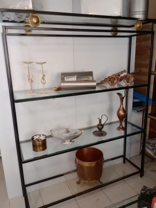 Estante Ferro Lacado - IMPECÁVEL