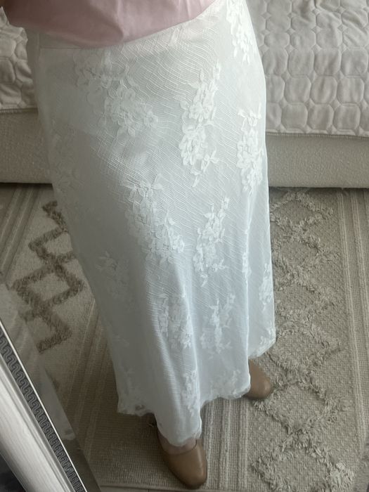 Біла спідниця максі гіпюрова