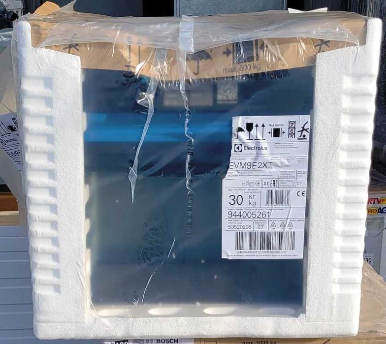 Kuchenka mikrofalowa Electrolux EVM9E2XT Grill Zdalne sterowanie