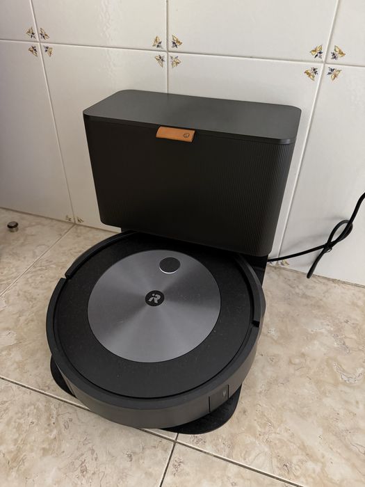 Aspirador Irobot Romba J7 Combo