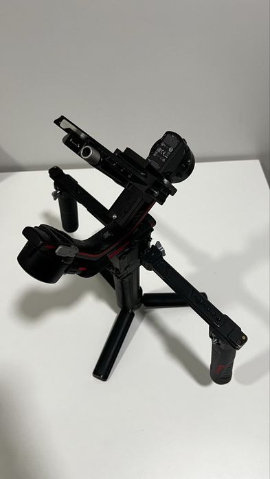 RONIN RS 2 handle