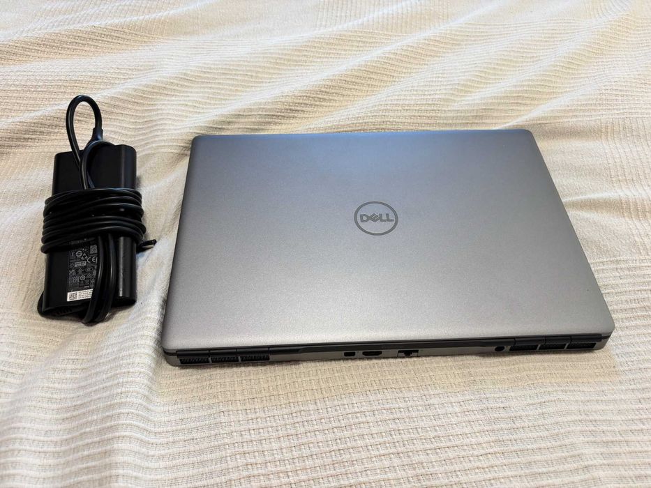 Laptop DELL Precision 7560 | i9-11950H / 64GB RAM / 1024GB SSD / 15.6"