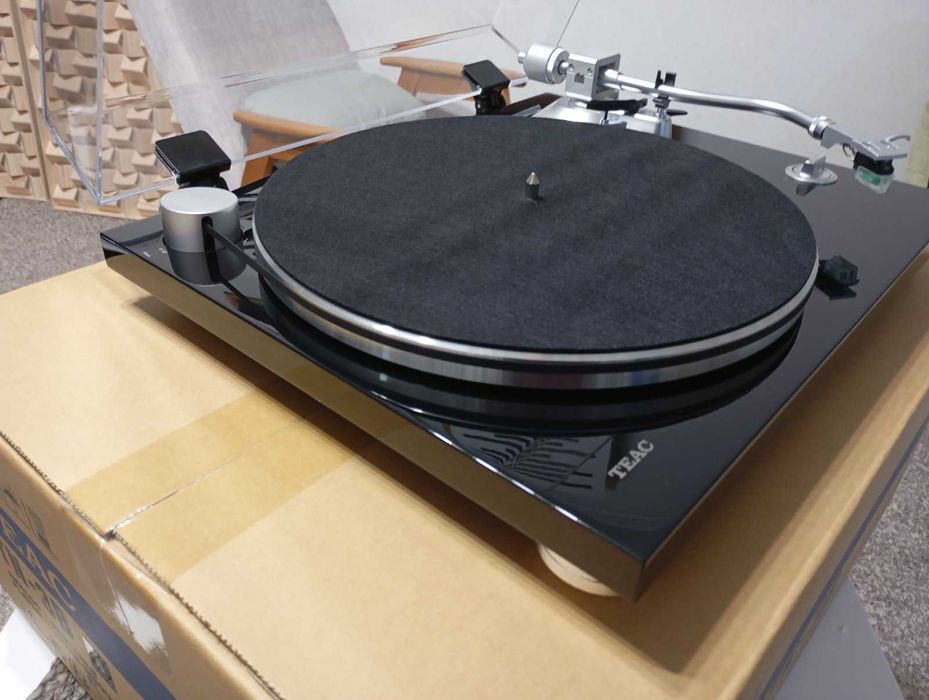 Програвач вінілу TEAC TN-3B-SE/B