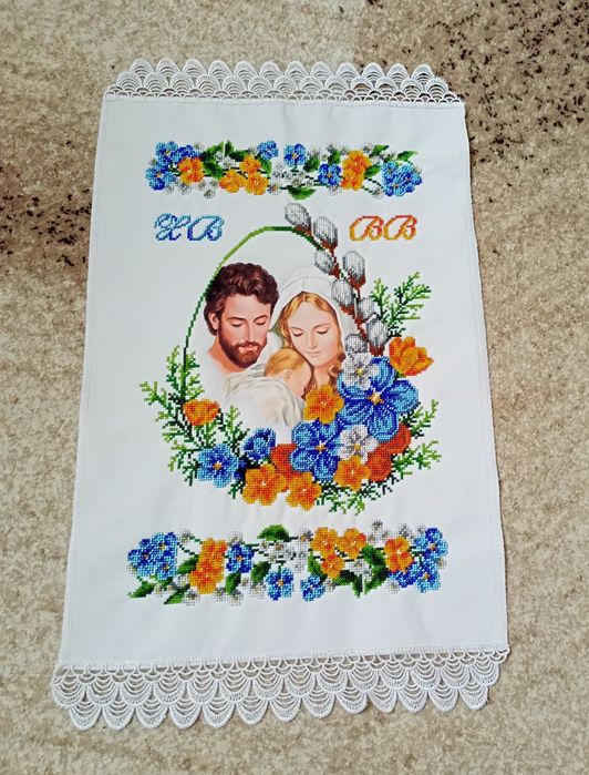 Пасхальні рушнички вишиті чеським бісером