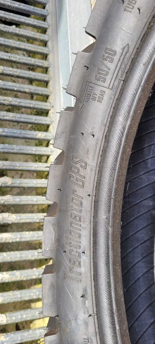 Pneus misto MotoZ Tractionator GPS 90/90 R21 e 150/70 R18