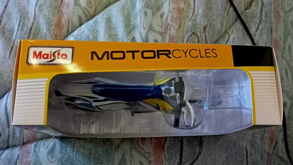 Miniatura HUSQVARNA FE 501