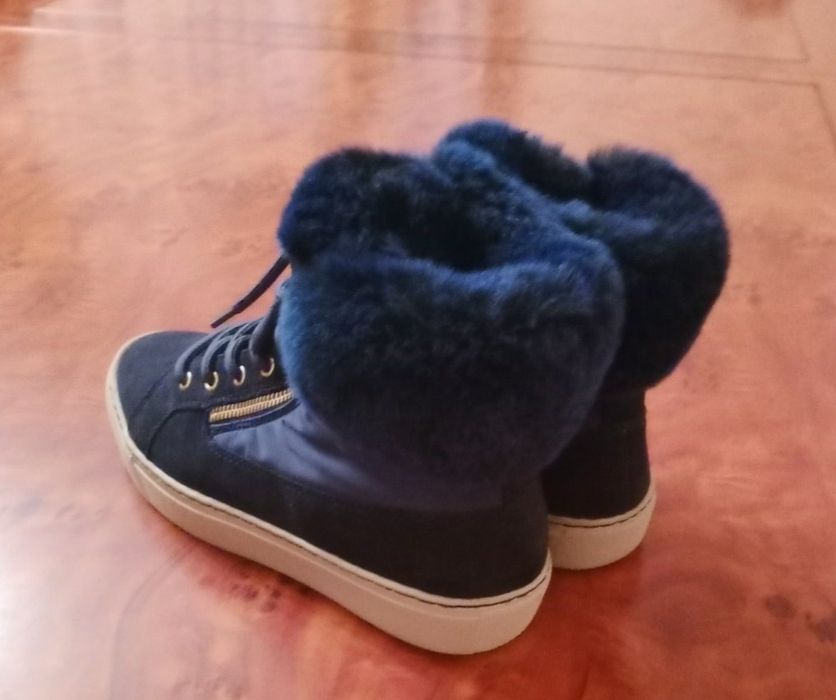 Жіночі чобітки COUGAR