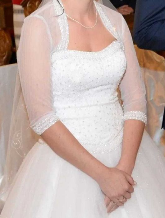 Suknia ślubna idealna na drobna i niską osobę, biała princesska