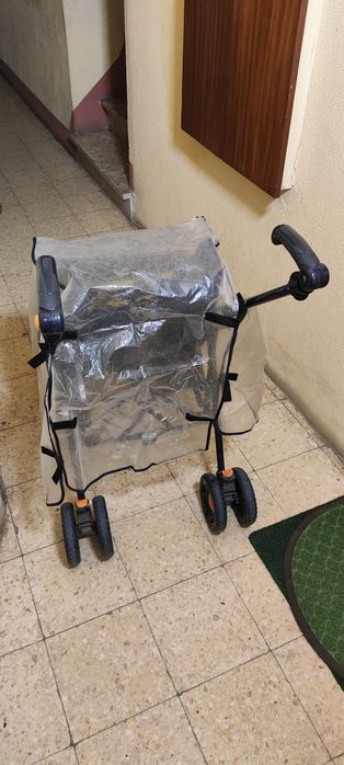 Carrinho de bebê