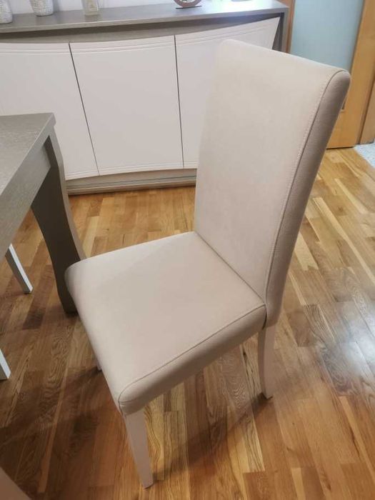 Mesa de Sala com 6 Cadeiras64586207290755124