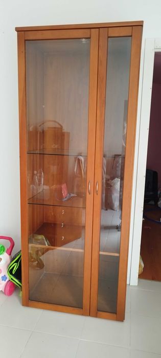 Móvel de sala em cerejeira