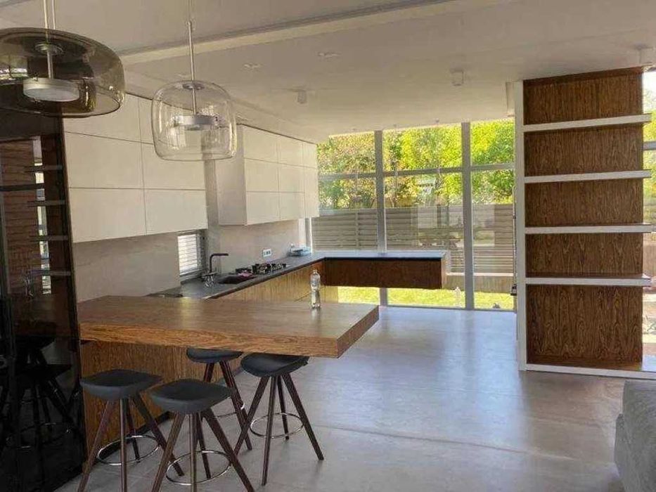 LUXURY VILLA с бассейном Рядом море Совиньон 1 Видео! Большой выбор!