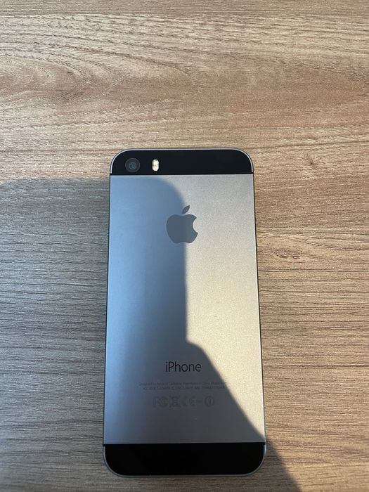 iPhone 5s 16GB Space Gray