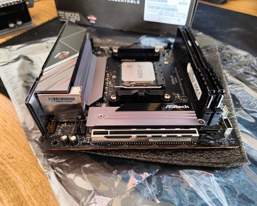 CPU Ryzen7 5700X3D + ASRock B550 + ddr4 32gb CPU Ryzen7 5700X3D + ASRock B550 + ddr4 32gb NEW AMD Ryzen 7