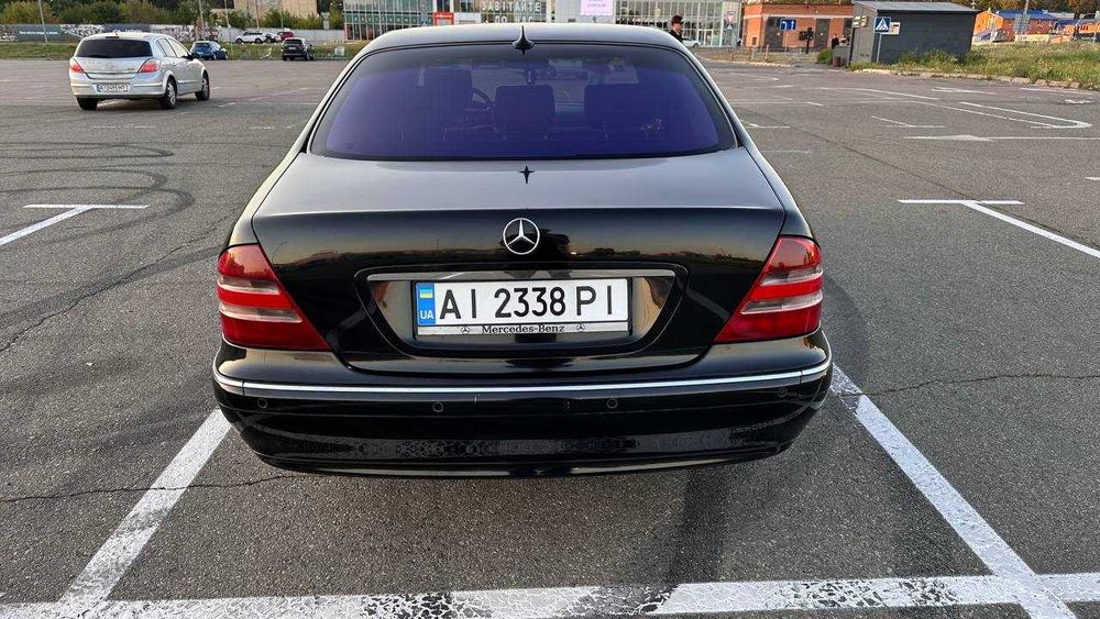 Mercedes-Benz S-Class 2000