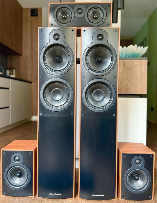 Kino domowe Denon z glosnikami