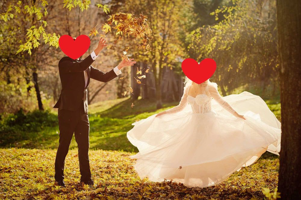 Suknia ślubna Rara Avis  model SEOUL- salon Madonna