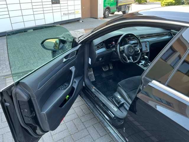 sprzedam samochód marki  VW ARTEON R Line  2,0 TDI