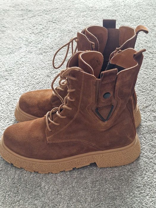 Zamszowe botki damskie Venezia, r.39