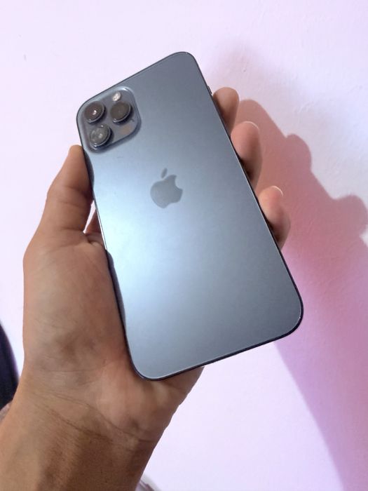Iphone 12 pro max inpecavel