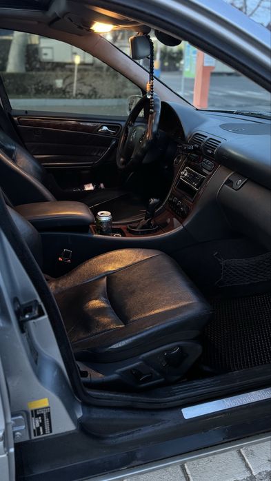 Mercedes-Benz C200 Kompressor 2000 рік