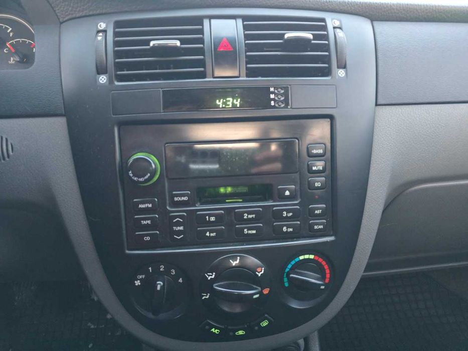 Продам  Chevrolet Lacetti 2004. Можна в розстрочку, під викуп.