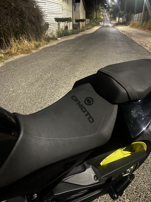 CF MOTO 650 NK 4000 km