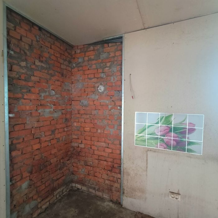 Продам участок в начале Обуховки