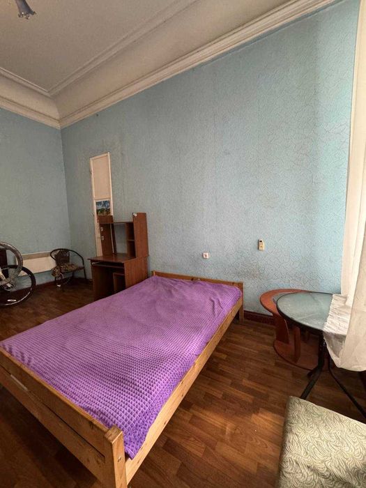 2 кімнати в комуні в Центрі міста!