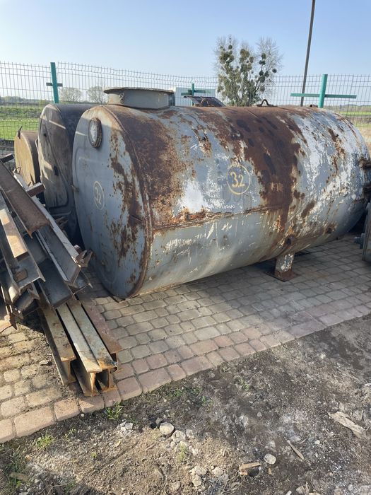 Ємкості 3-5 кубів заводські