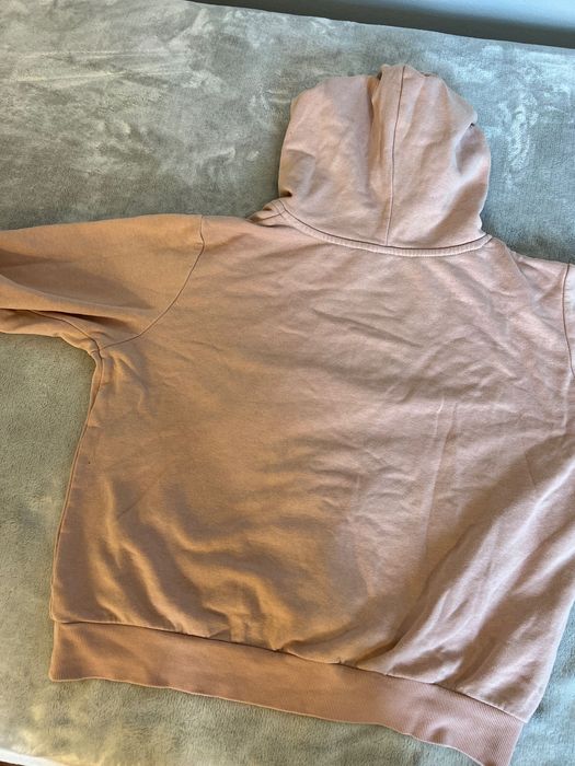 Bluza pudrowo różowa z kapturem